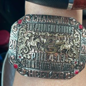 CC brand champion team roper buckle